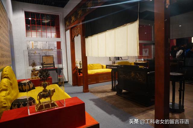 养心殿东暖阁里有很多慈禧直抒胸臆的表达