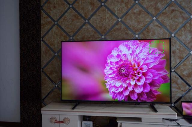 不愧显示的超高手三星q6aqled量子点电视评测