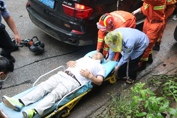 普洱车祸1人当场死亡图片