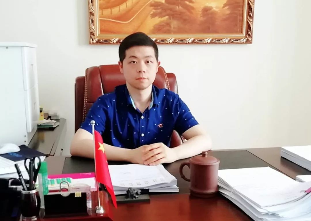 今天下午4点到5点的《法力无边》,邀请杨小龙律师为您详细分析.