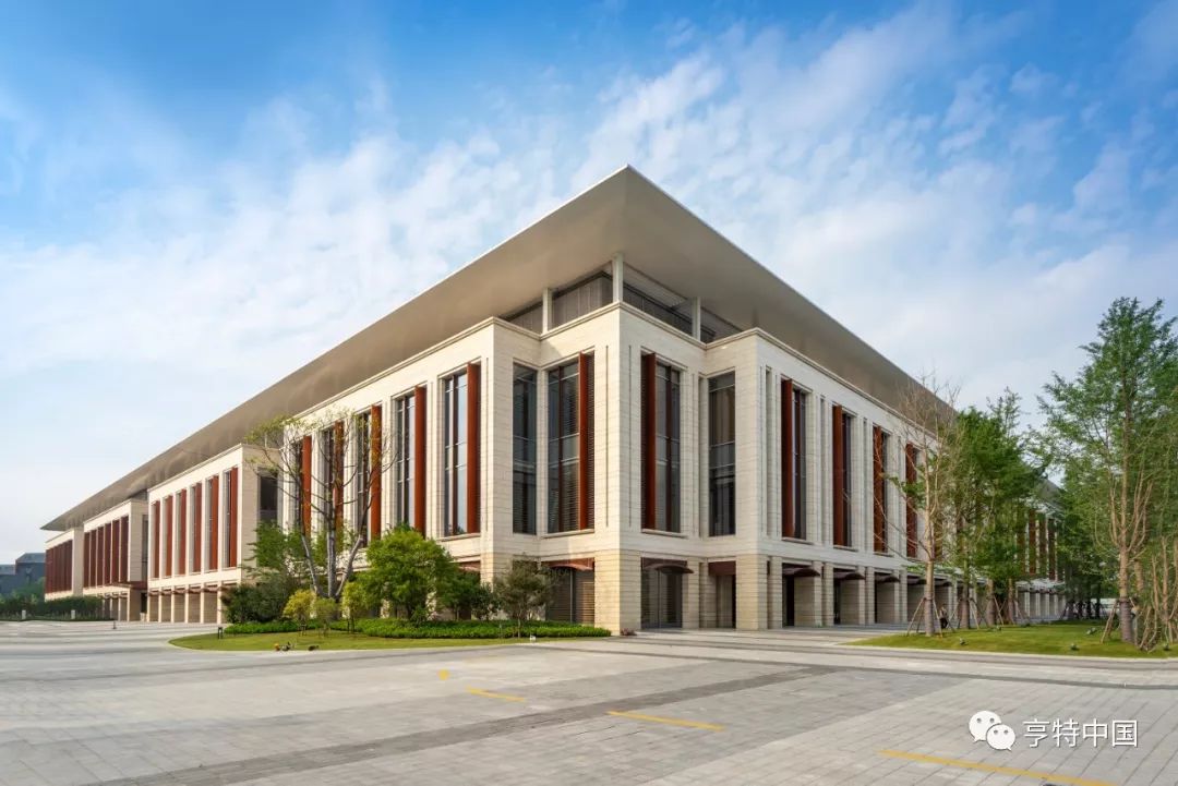 案例分享美与科技的碰撞华为基地的智能遮阳比iphonex惊艳