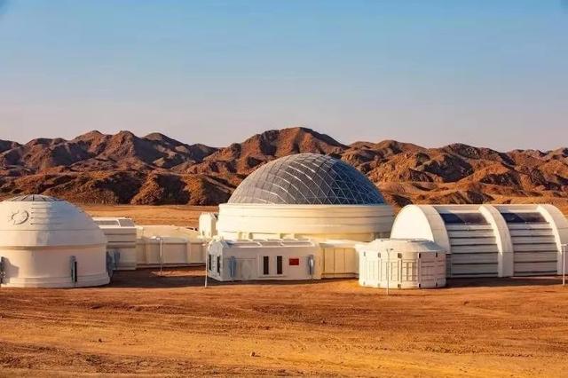 齐聚金昌火星1号基地全国各地400余名营员将开启生存挑战