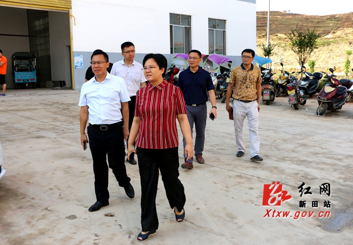 新田新闻网(记者 汤程安)8月15日,县委书记唐军深入县工业集中区调研