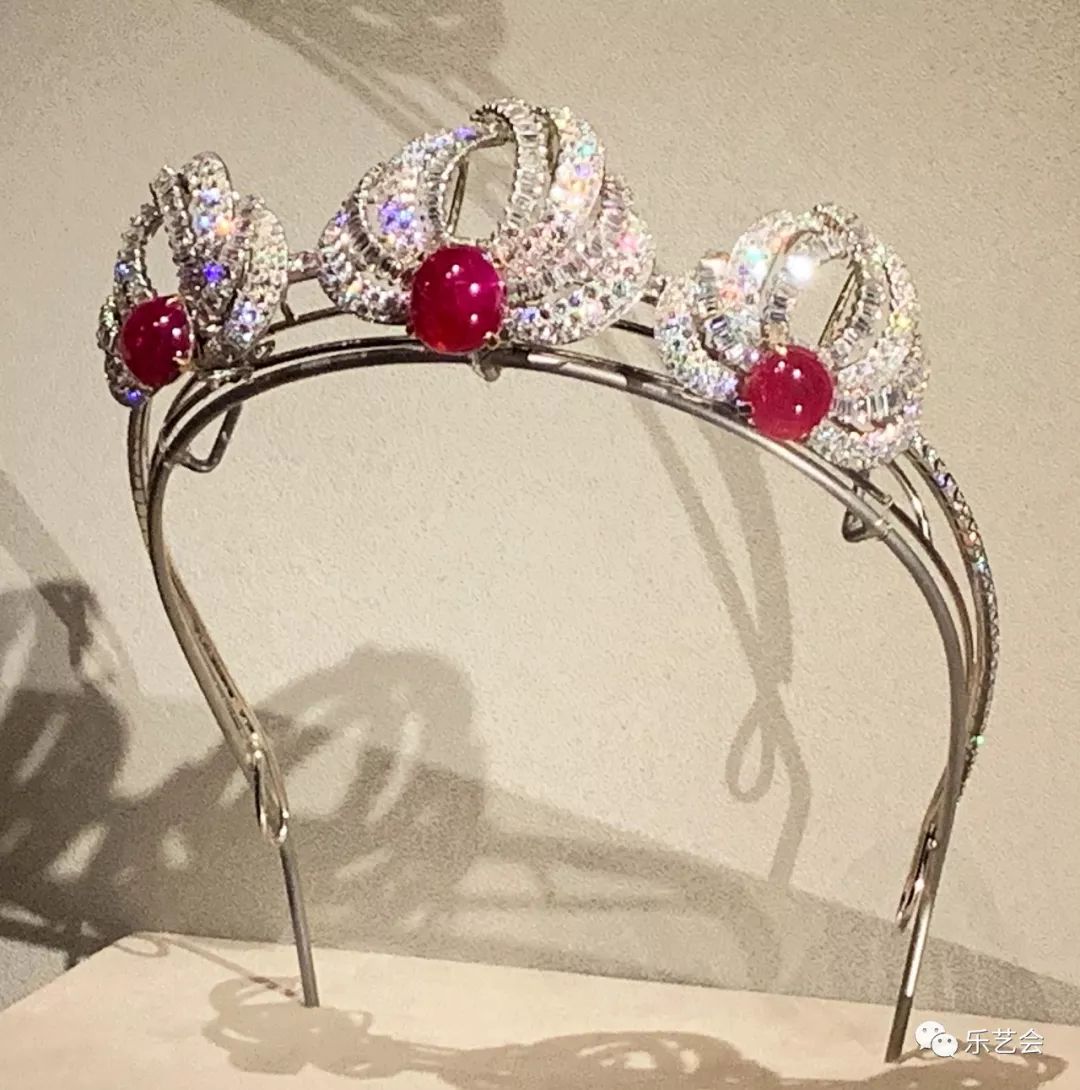 冠冕闪耀无极斋分享有界之外卡地亚与故宫博物院特展一