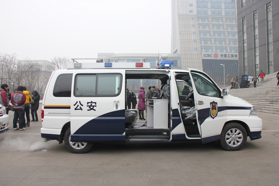 科左中旗公安局新的110抢警勤务模式街头亮相