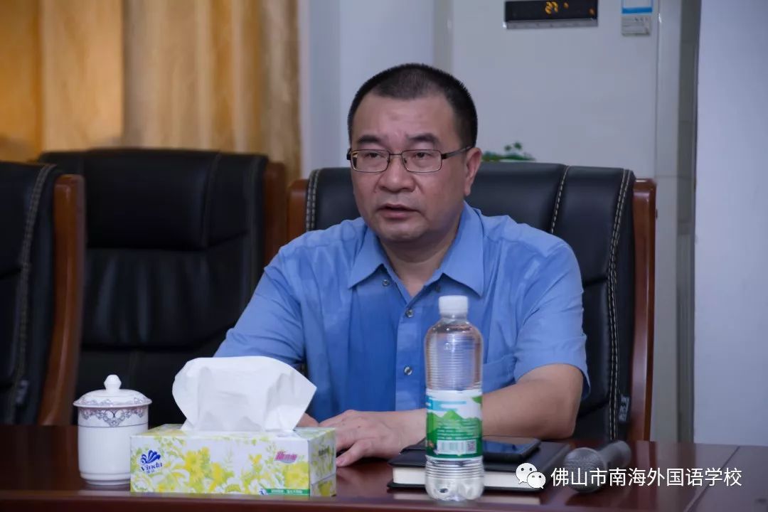 炎炎夏日送清凉,浓浓关怀鼓士气 ——桂城街道党工委麦绍强书记一行