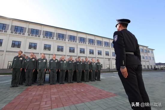 从第一次说爱你开始无问西东