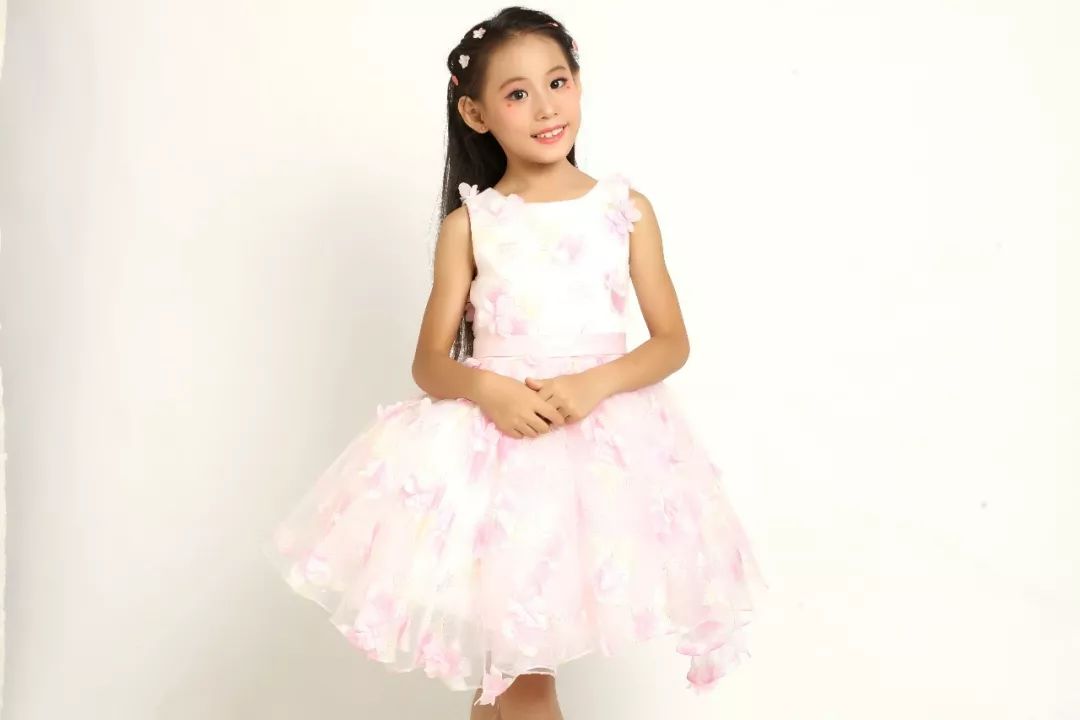 今日头条向伟大祖国70华诞献礼美丽的中国我爱你左欣怡新歌发布会暨第