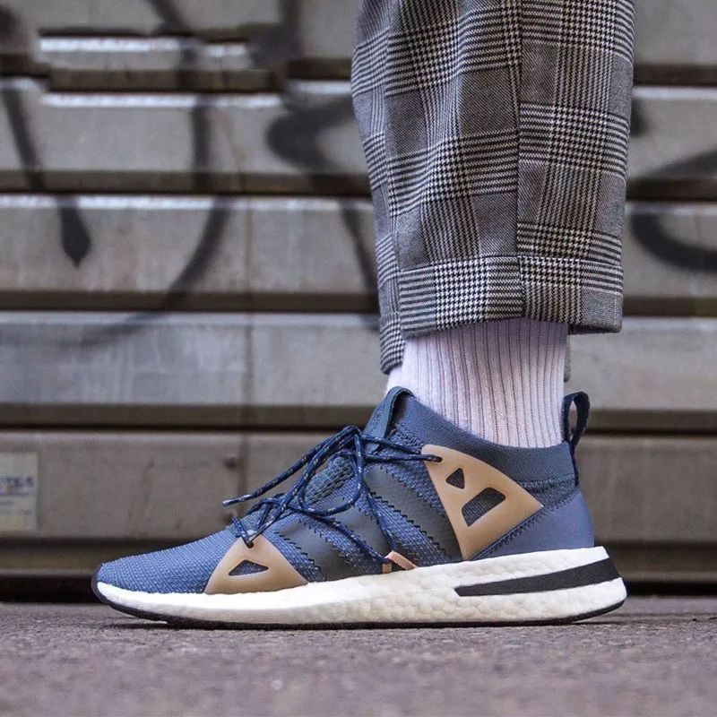 新品黑水泥aj3tinker