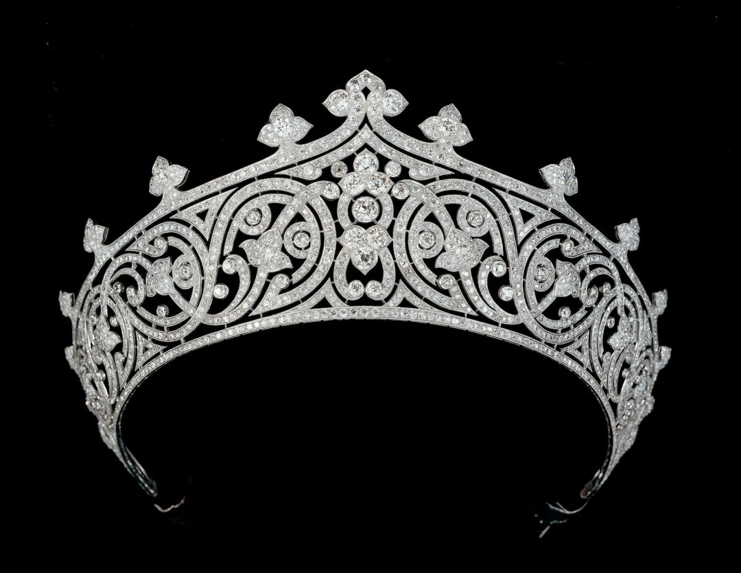 为约瑟芬皇后制作王冠刘亦菲张艺兴十分钟爱的chaumet到底什么来头