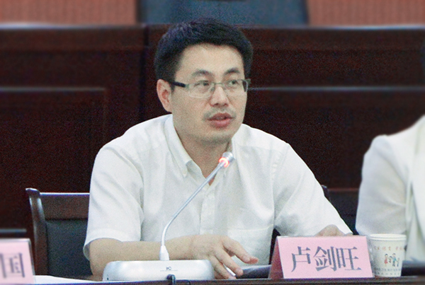 浔阳区上半年经济形势分析暨政府工作报告落实情况调度会召开