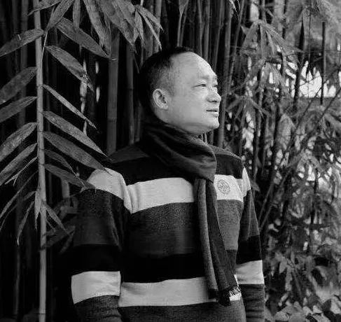 杨波 雨洗 扇面曾少勇 1979年生于湖北竟陵古城.