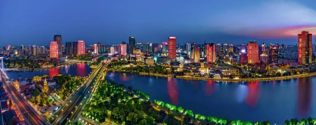 湖城融合快进,东钱湖一居时代点亮宁波下一个黄金十年!_新城