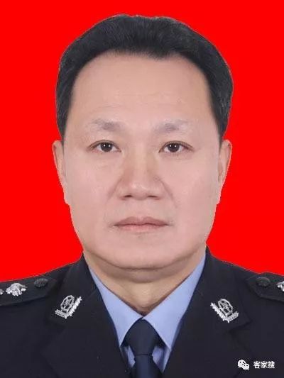 梅州这个公安副局长也被宣布双开了!_黄伟闻