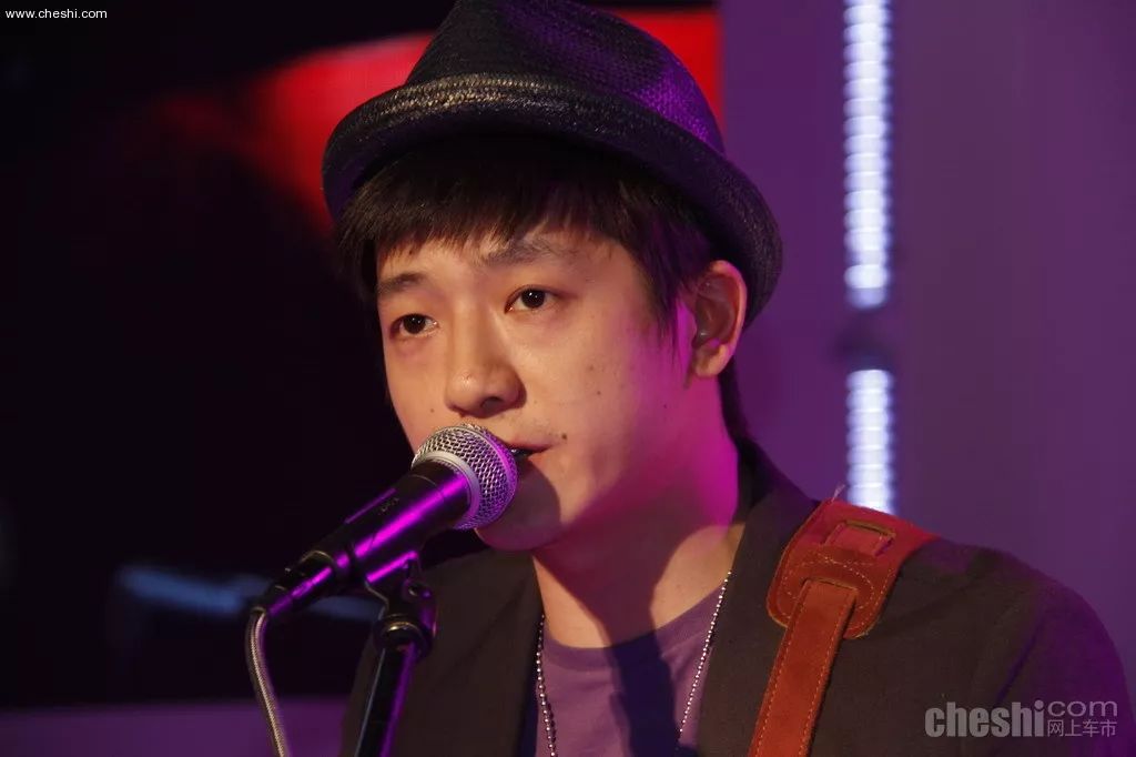 【晚间快乐998】彭坦 —  我们的小世界