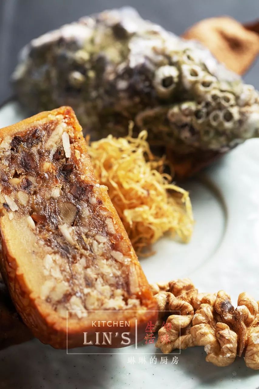烟熏海味一块特立独行的月饼