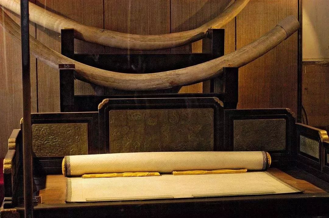 品格收藏象牙席