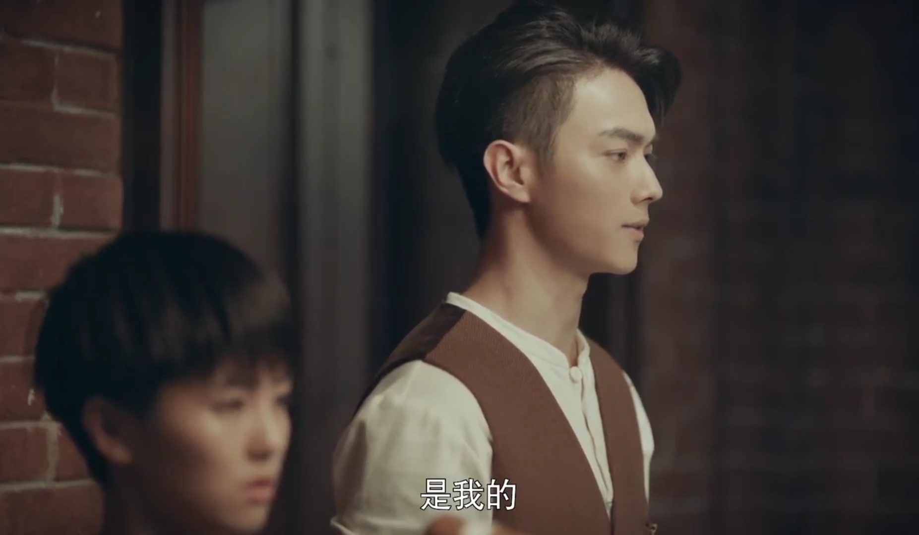 烈火军校谢襄究竟喜欢沈君山还是顾燕帧谁其实剧中或早有暗示