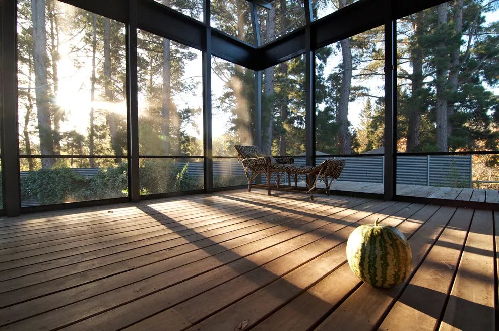 落地窗,引领你体会生活的美好!_阳光