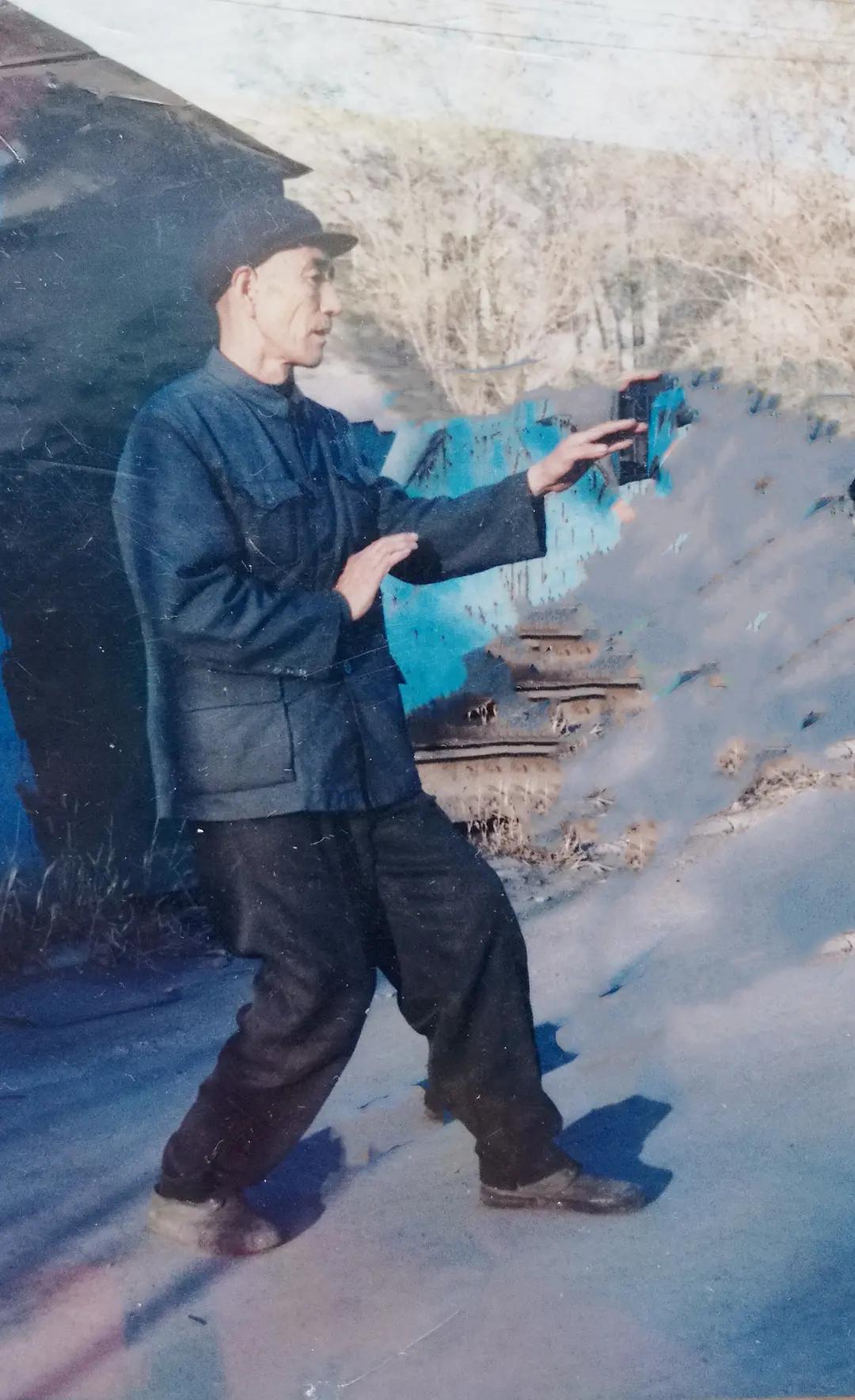 靳甲贤大师之虎扑只山西车派形意拳 靳甲贤大师