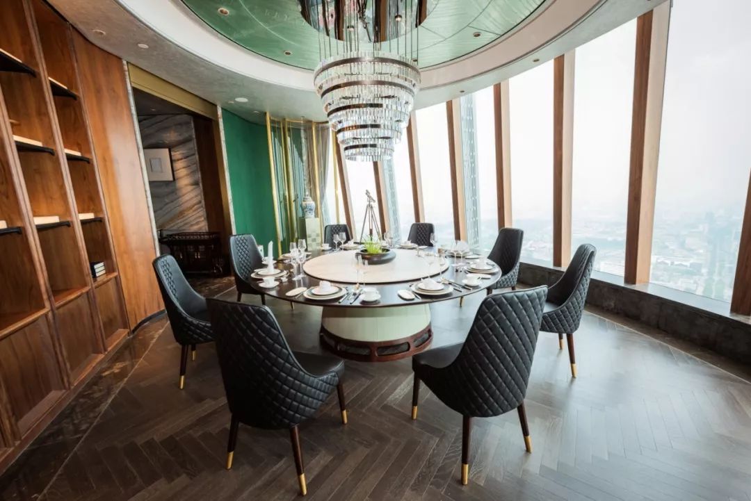从303米济南泉客厅到428米齐鲁会客厅天际云端驭不凡