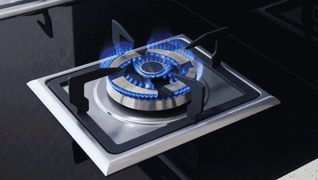 当出现燃烧情况不理想时,如黄火,黑火,火焰过大或过小时,或出现燃烧