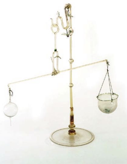 事实上,伽利略在《小天平》一书中就提出了一种可行的办法,感兴趣的