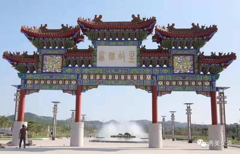 并邀请考察团先后来到山东中医药大学博物馆,扁鹊文化主题公园,马山镇