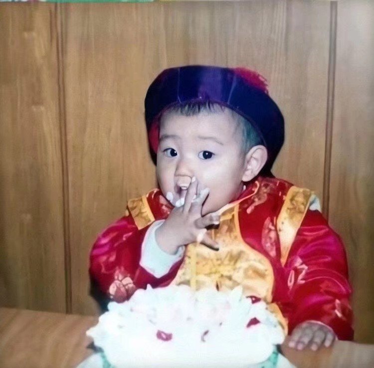 王源童年时期可爱照片合集丸小源软萌上线