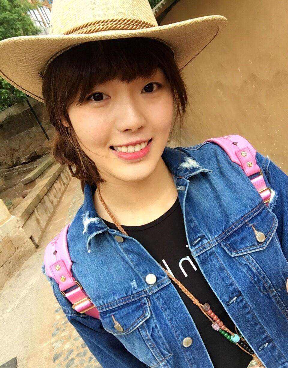 她是邱爱华的爱徒,也是原生态的左手接应,2017-2018年一直在国家各队