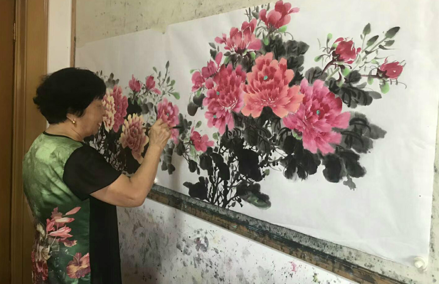 中国画家任新玲图片