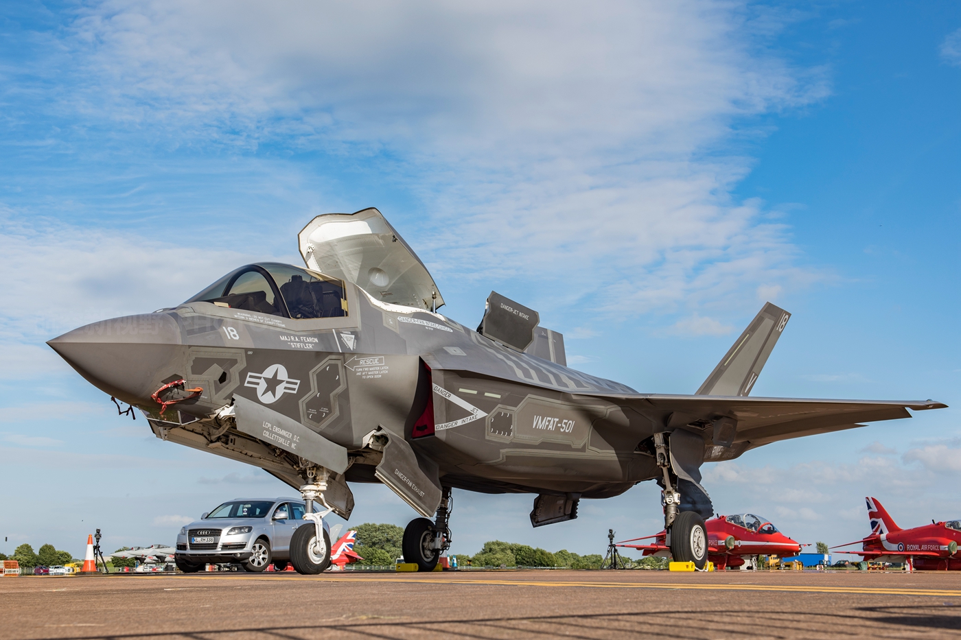 f35b隐形战机高清细节精湛做工性能不俗舱盖全开堪比变形金刚