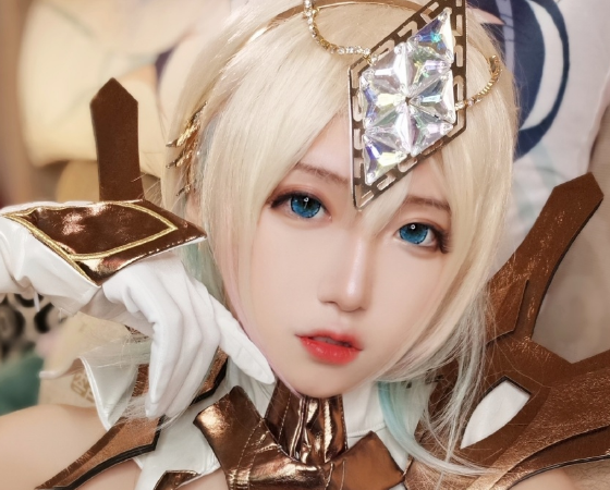 英雄联盟大元素使拉克丝cos来自腐团儿宝贝的绝对领域