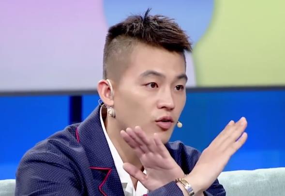 破十二亿,欧豪曝光拍海中捞垃圾全过程,差点成遗作_黄晓明