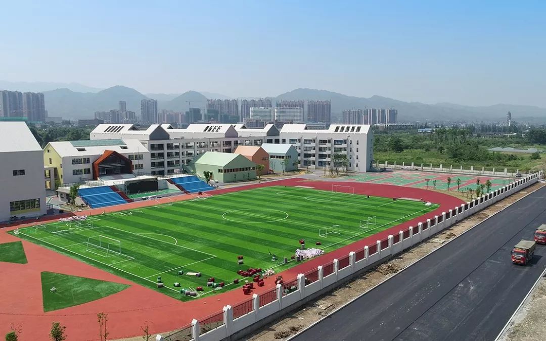 刚刚,峨眉二小竣工验收!要上新学校啦