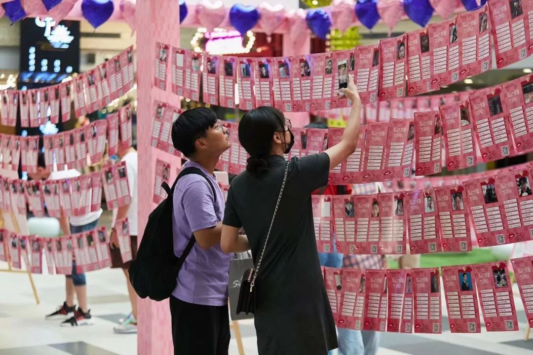 牵手瞬间玩乐享受,单身交友,果饮具备,还在等什么?