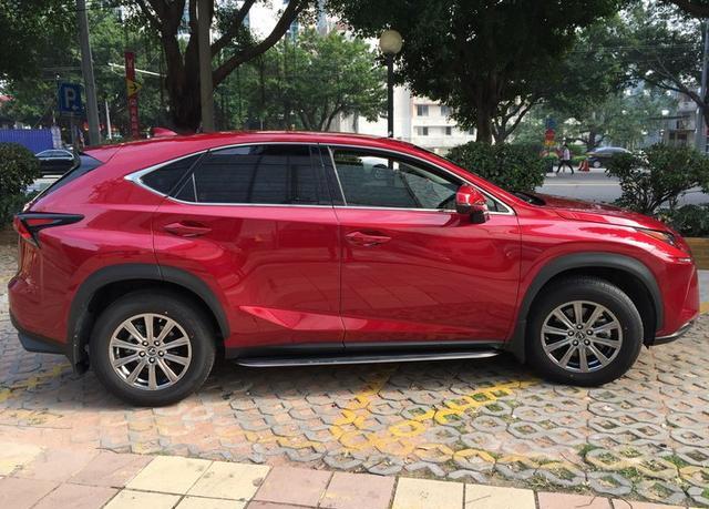 就是要与众不同就是要纯进口的雷克萨斯nx300酒红色提车作业