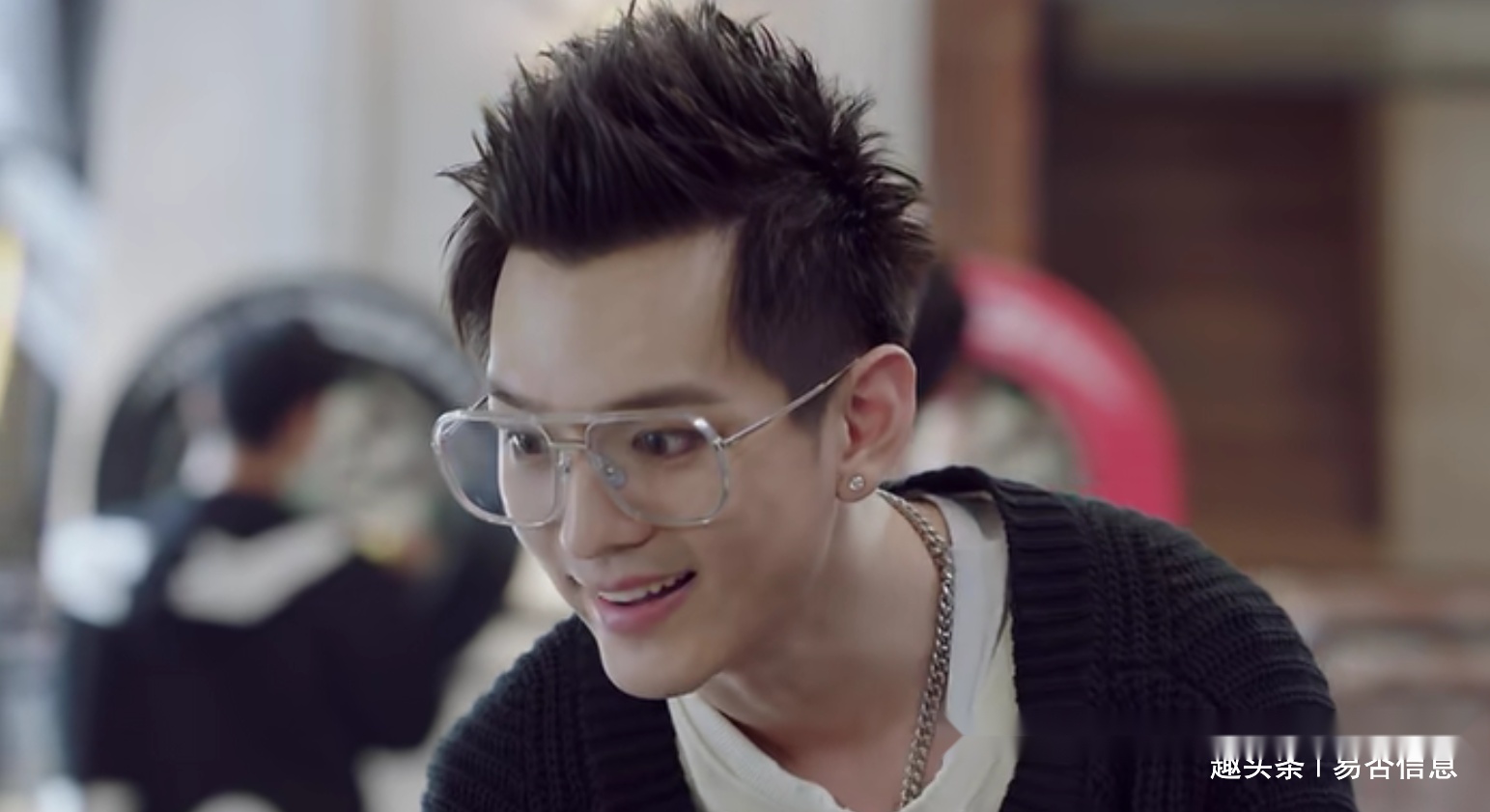 亲爱的热爱的佟年游戏小白未见男神便挂掉韩商言回忆过往