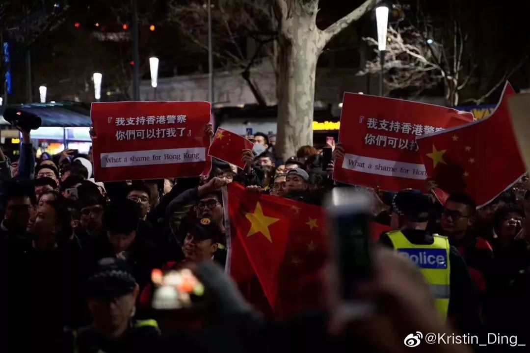 感动人民日为墨尔本中国留学生点赞这才是中国青年的样子