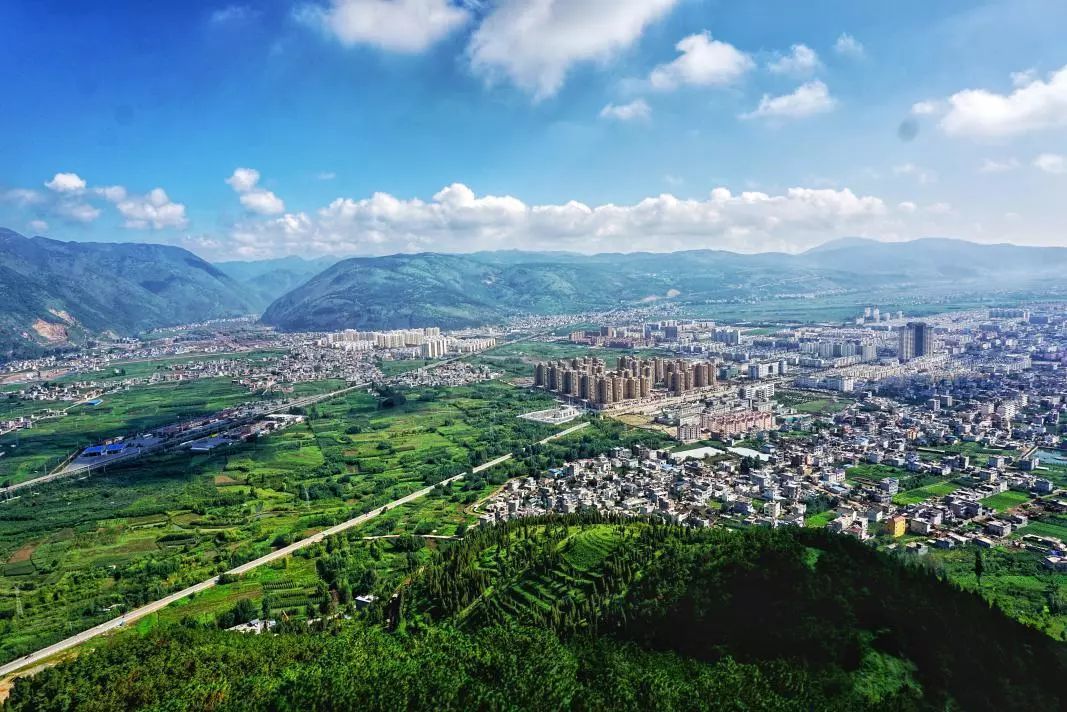 稼穑之路共事易地搬迁重建会泽新城赴云南会泽易地扶贫搬迁调研