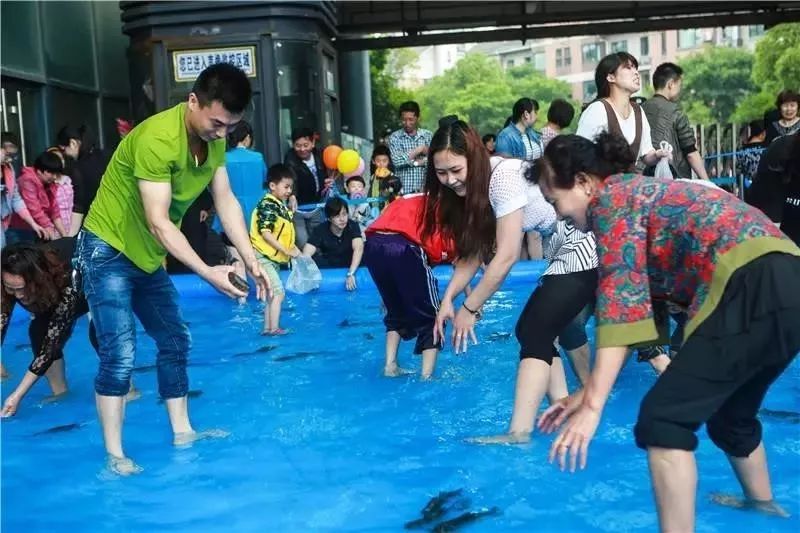 等待您的到来清凉一夏·捕鱼达人真人版新汇天悦售楼中心8月18日(周日