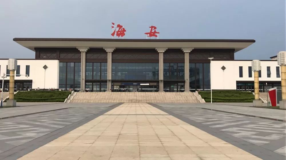 昨日海安火车站新增扶手电梯正式开通这下方便了