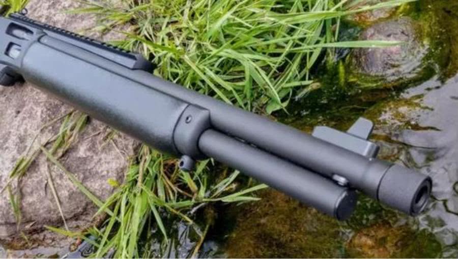 美国新型杠杆步枪被称为黑暗骑士一枪能干倒成年大象