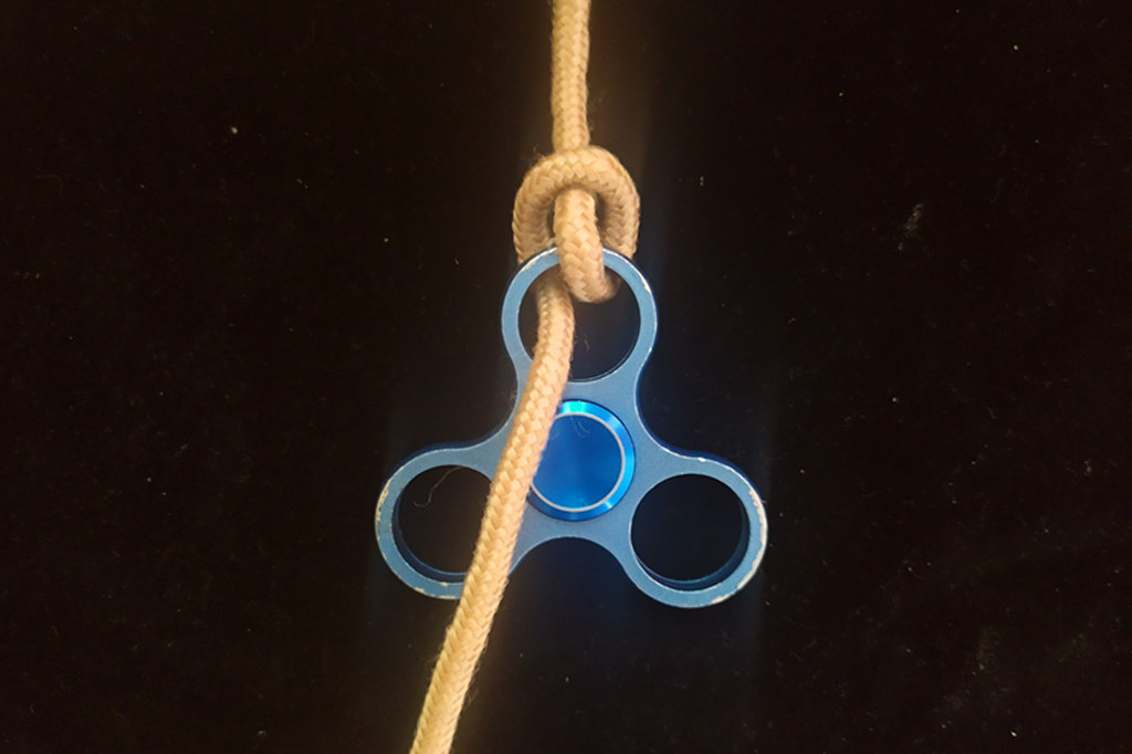 户外攀岩下降绳结怎么打下降绳结的打法