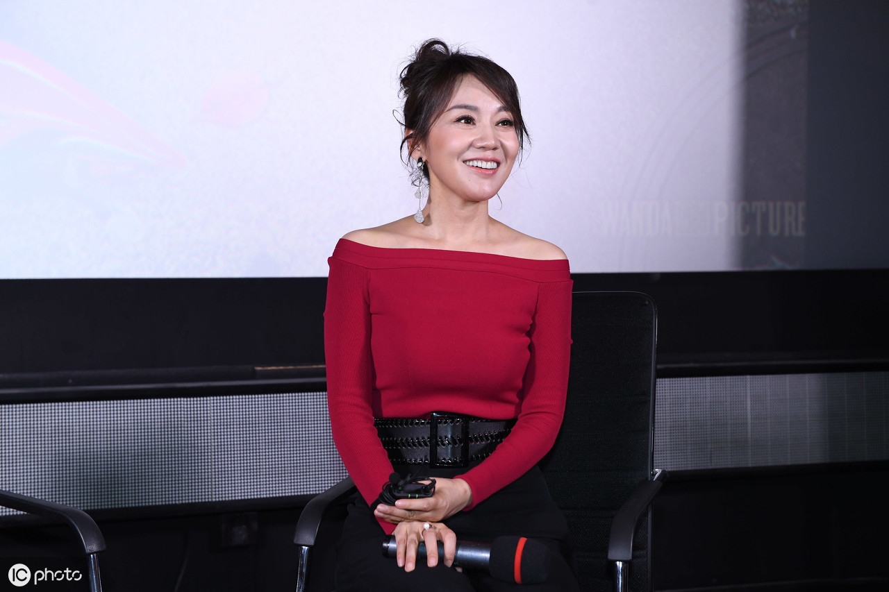 瘦身成功霸屏的女神闫妮