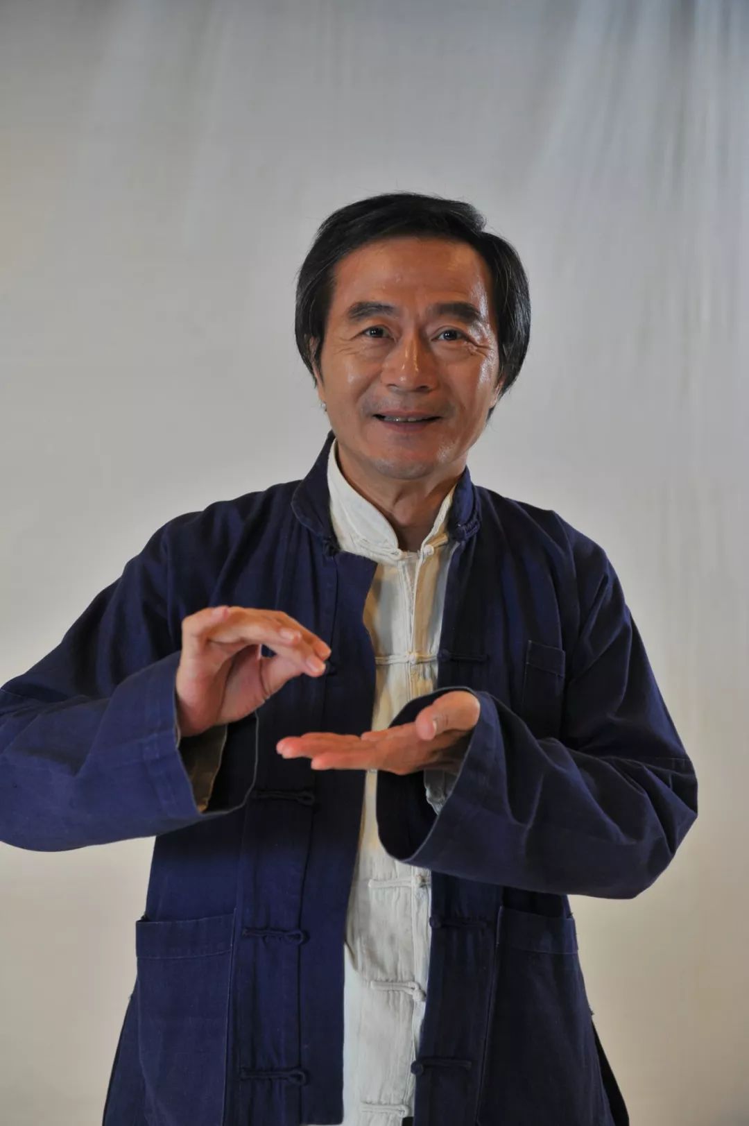 三人行不行原创编导李国修看戏修心演戏修行