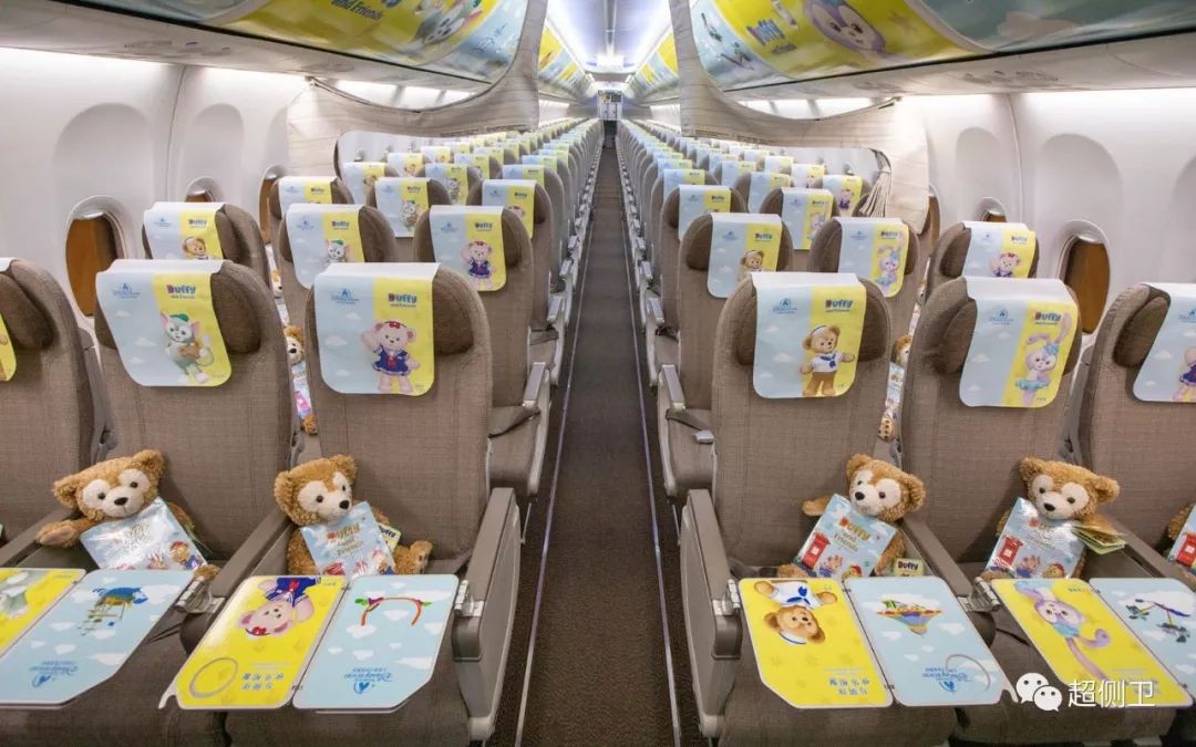 东航迪士尼彩绘客机达菲联萌号首航体验