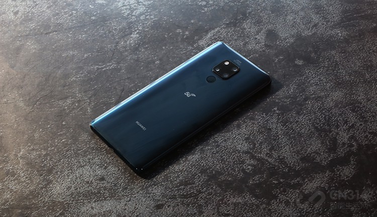 华为mate20x5g摄影体验逆光需加强徕卡调色让照片更靓