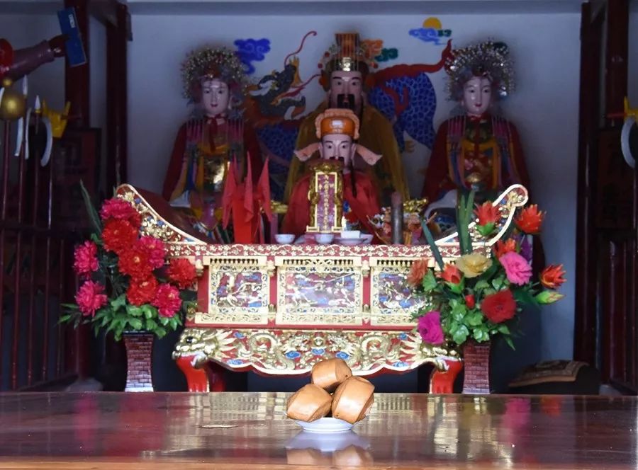 村民六月初六祭祀白鹤大帝村民六月初六祭祀文昌帝君村民六月初六日