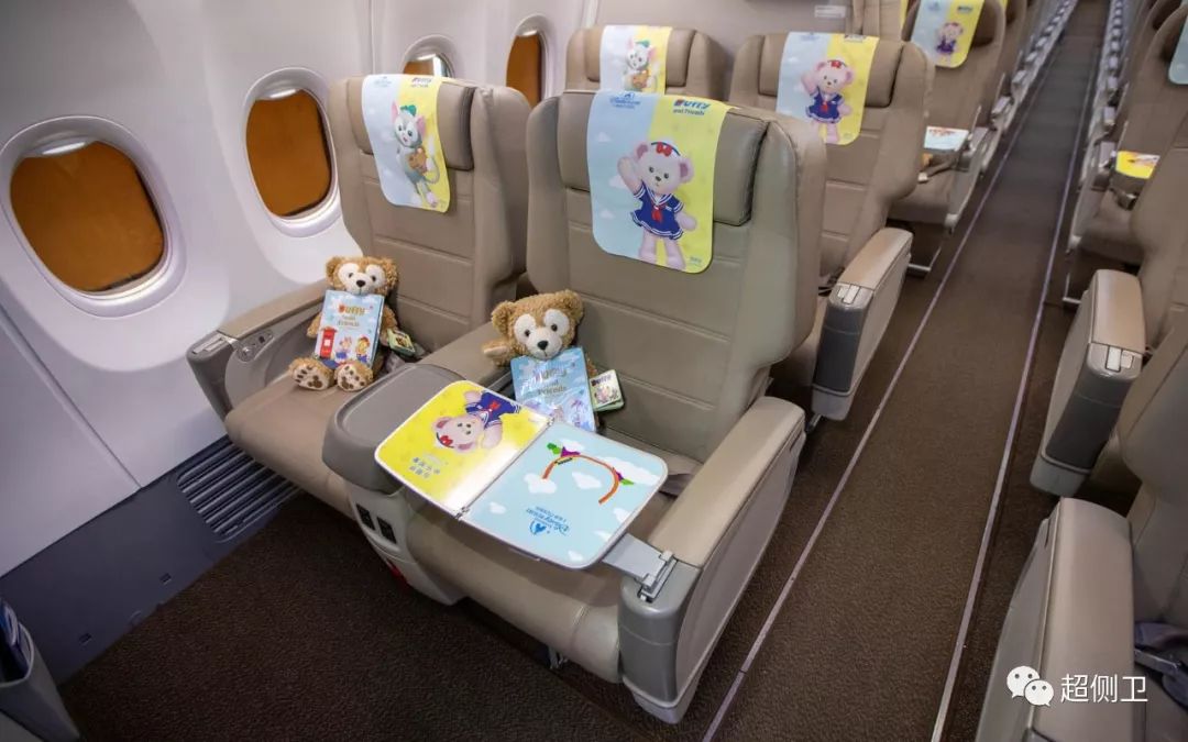 东航迪士尼彩绘客机达菲联萌号首航体验